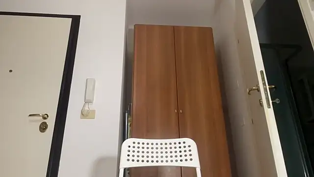 Snapshot of Monicbabe chatting on January 16, 2026, 8:35 pm Monicbabe online show from January 16, 2026, 8:35 pm