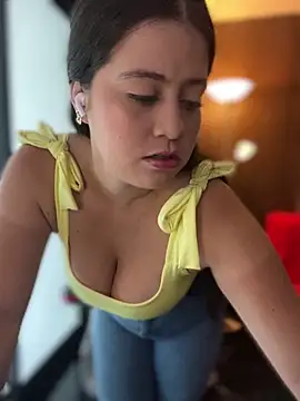 Natalia Cleark09 online show from February 7, 2026, 3:42 pm