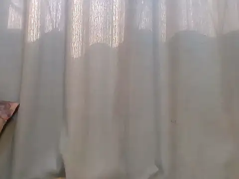 Snapshot of Creamypussy21 chatting on March 23, 2026, 11:43 am Creamypussy21 online show from March 23, 2026, 11:43 am