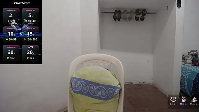 Snapshot of foxysweet09 chatting on March 3, 2026, 3:57 am foxysweet09 online show from March 3, 2026, 3:57 am