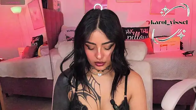 Snapshot of Hinataw33d01 chatting on November 3, 2025, 1:33 am Hinataw33d01 online show from November 3, 2025, 1:33 am