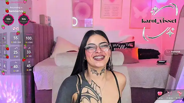 Snapshot of Hinataw33d01 chatting on November 15, 2025, 2:37 am Hinataw33d01 online show from November 15, 2025, 2:37 am