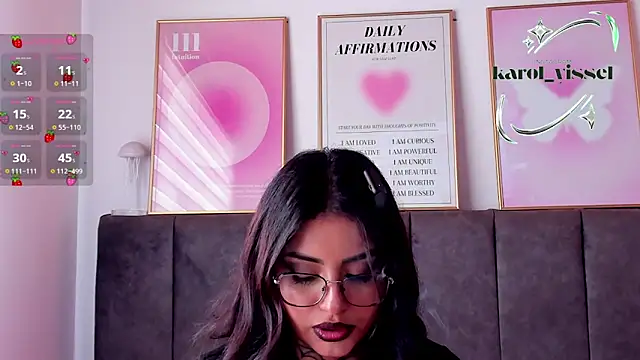 Snapshot of Hinataw33d01 chatting on March 26, 2026, 3:10 pm Hinataw33d01 online show from March 26, 2026, 3:10 pm