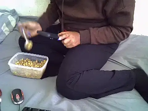 Snapshot of Crystal__Gee chatting on February 26, 2025, 7:02 am Crystal  Gee online show from February 26, 2025, 7:02 am