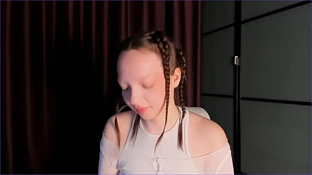 Snapshot of ShannaGate chatting on December 11, 2024, 3:02 am ShannaGate online show from December 11, 2024, 3:02 am