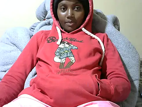 Snapshot of Sweet_kelsiey chatting on May 27, 2026, 1:57 am Sweet kelsiey online show from May 27, 2026, 1:57 am