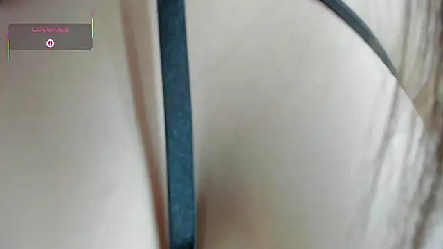 sarah-bonneth online show from September 12, 2025, 11:43 am