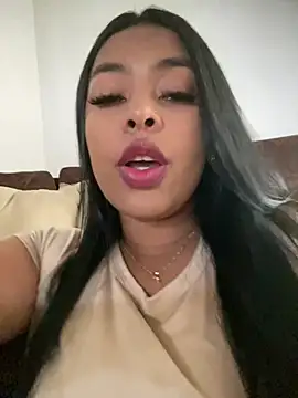 PUSHYLATE online show from April 20, 2026, 2:51 pm