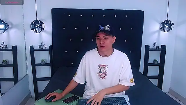 jeic 18 online show from October 12, 2025, 3:24 pm