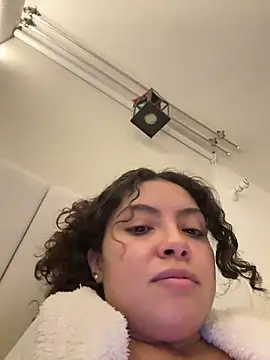 Snapshot of Nathcurly_ chatting on December 13, 2025, 9:10 pm Nathcurly online show from December 13, 2025, 9:10 pm