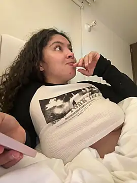 Nathcurly  online show from March 3, 2026, 10:06 pm