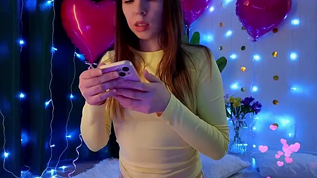 kristina amurova online show from February 16, 2026, 7:01 pm