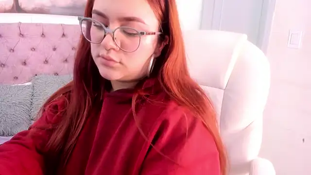 Snapshot of Abbyy_Brooks chatting on March 19, 2025, 7:07 am Abbyy Brooks online show from March 19, 2025, 7:07 am