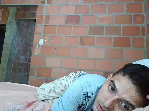 jhonnyhot 69 online show from February 19, 2026, 7:33 pm