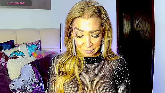 EvelinaGrey online show from November 12, 2025, 12:26 am