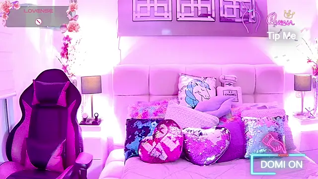 Snapshot of EvelinaGrey chatting on February 6, 2026, 1:56 am EvelinaGrey online show from February 6, 2026, 1:56 am