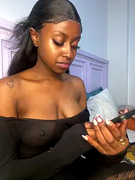 hot daily online show from December 13, 2025, 10:05 pm