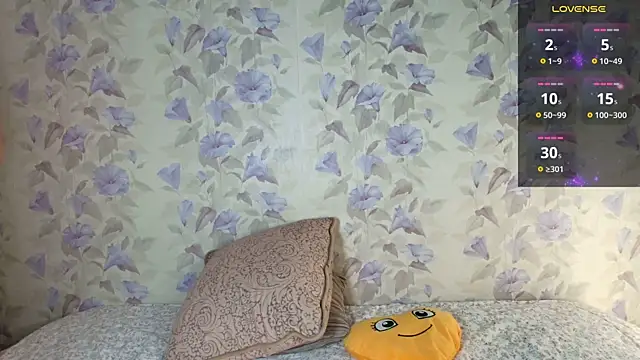 Louise Lavender online show from August 2, 2026, 5:06 am