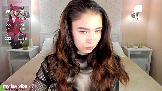 Snapshot of Anna_Way chatting on September 11, 2025, 1:05 am Anna Way online show from September 11, 2025, 1:05 am