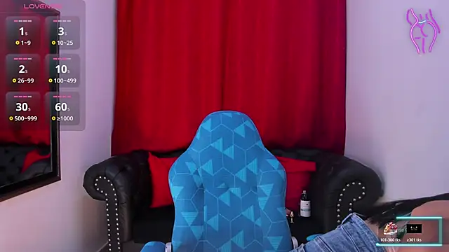 Lila Pinky online show from December 21, 2025, 12:40 pm