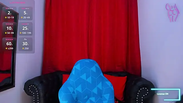 Lila Pinky online show from November 24, 2025, 12:38 pm