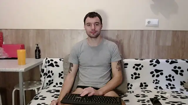 Snapshot of 28nick28 chatting on December 24, 2024, 11:06 am 28nick28 online show from December 24, 2024, 11:06 am