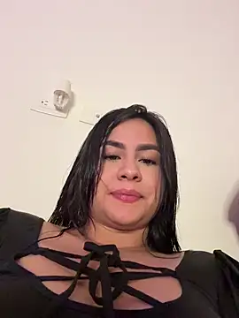 KattyPortman online show from January 13, 2026, 11:30 pm