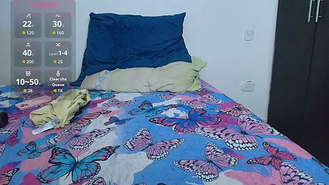 mrsmaira online show from August 3, 2026, 11:09 pm