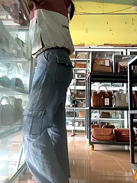 Rosa 998 online show from November 3, 2025, 1:11 am