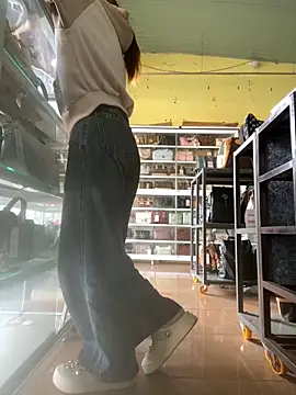 Rosa 998 online show from April 15, 2026, 12:49 am