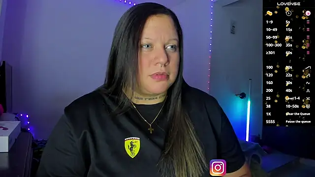 mariana maze online show from February 3, 2026, 5:38 am