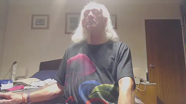 WaverlyKernow online show from April 7, 2026, 6:43 pm