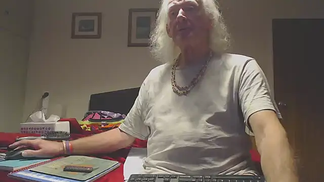 WaverlyKernow online show from December 21, 2025, 3:03 pm