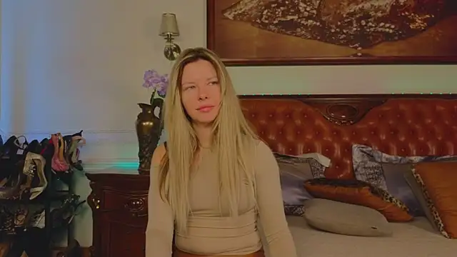 Real Tini online show from March 7, 2026, 7:15 am