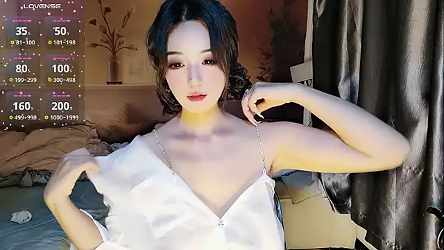 Ti amo UU online show from November 7, 2025, 5:23 am