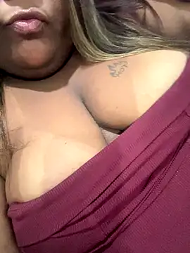 MedusaHot69 online show from December 5, 2025, 2:43 am