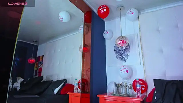 ElianFoxter online show from February 15, 2026, 7:57 pm