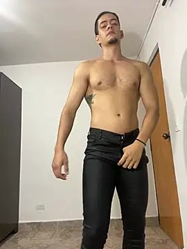 ElianFoxter online show from July 13, 2026, 2:11 am