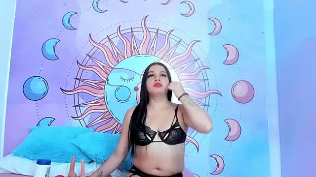 luna hoott online show from March 12, 2026, 1:15 pm