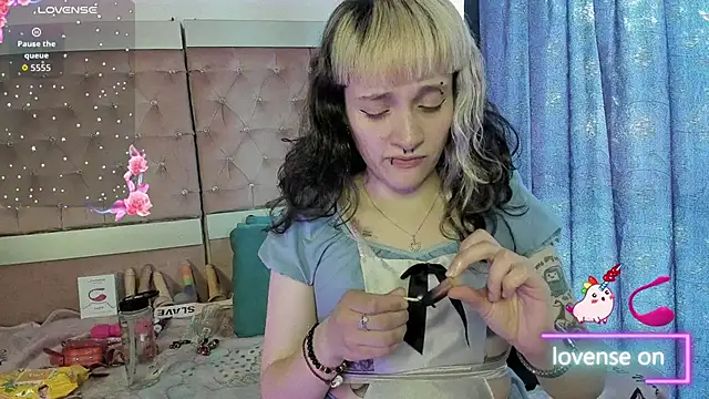 neeko princes online show from July 1, 2026, 12:38 pm