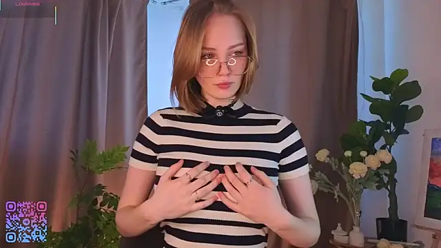 SoniaScott online show from April 14, 2026, 2:38 am