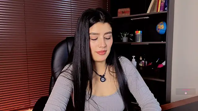 missatenea online show from July 14, 2026, 1:06 pm