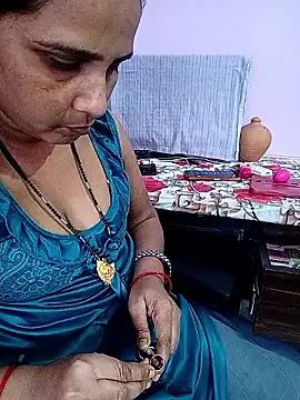 reemacouple007 online show from May 18, 2026, 7:13 am