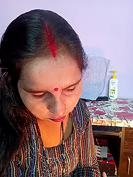 reemacouple007 online show from February 13, 2026, 8:36 am