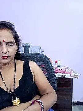 reemacouple007 online show from May 15, 2026, 6:33 am