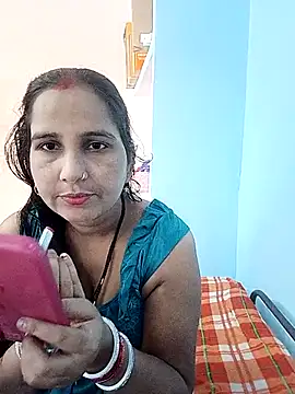 reemacouple007 online show from October 25, 2025, 7:29 am