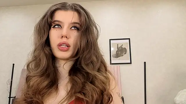dolly ll online show from June 12, 2026, 1:31 pm