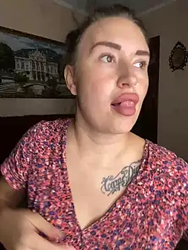 Roxana Bell online show from July 27, 2026, 11:17 am