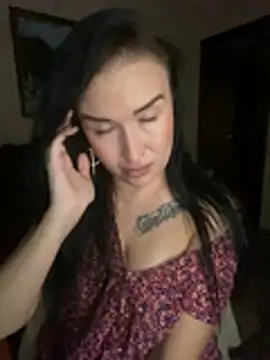 Roxana Bell online show from July 30, 2026, 2:49 pm