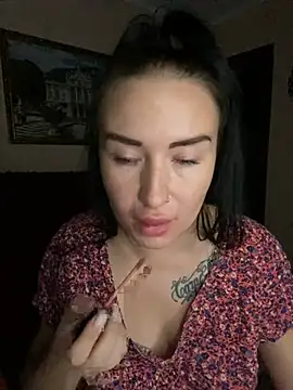 Roxana Bell online show from July 29, 2026, 7:46 pm